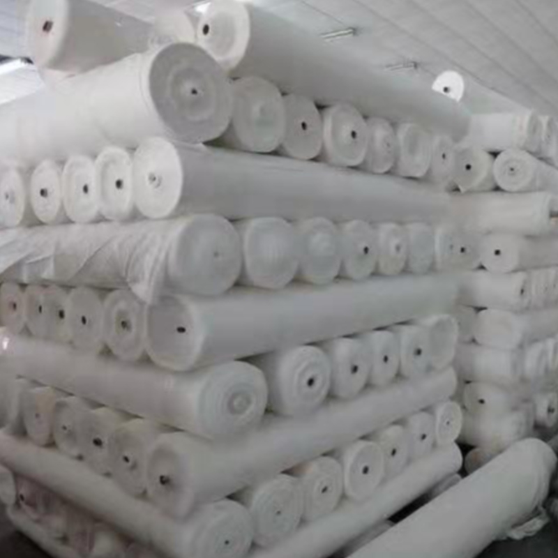 Le tissu recyclé est devenu une tendance populaire au monde